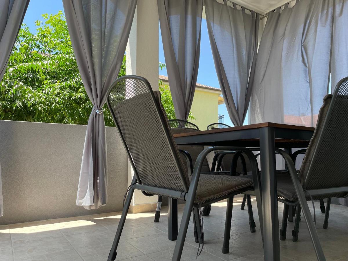 Mare Apartment Задар Екстериор снимка
